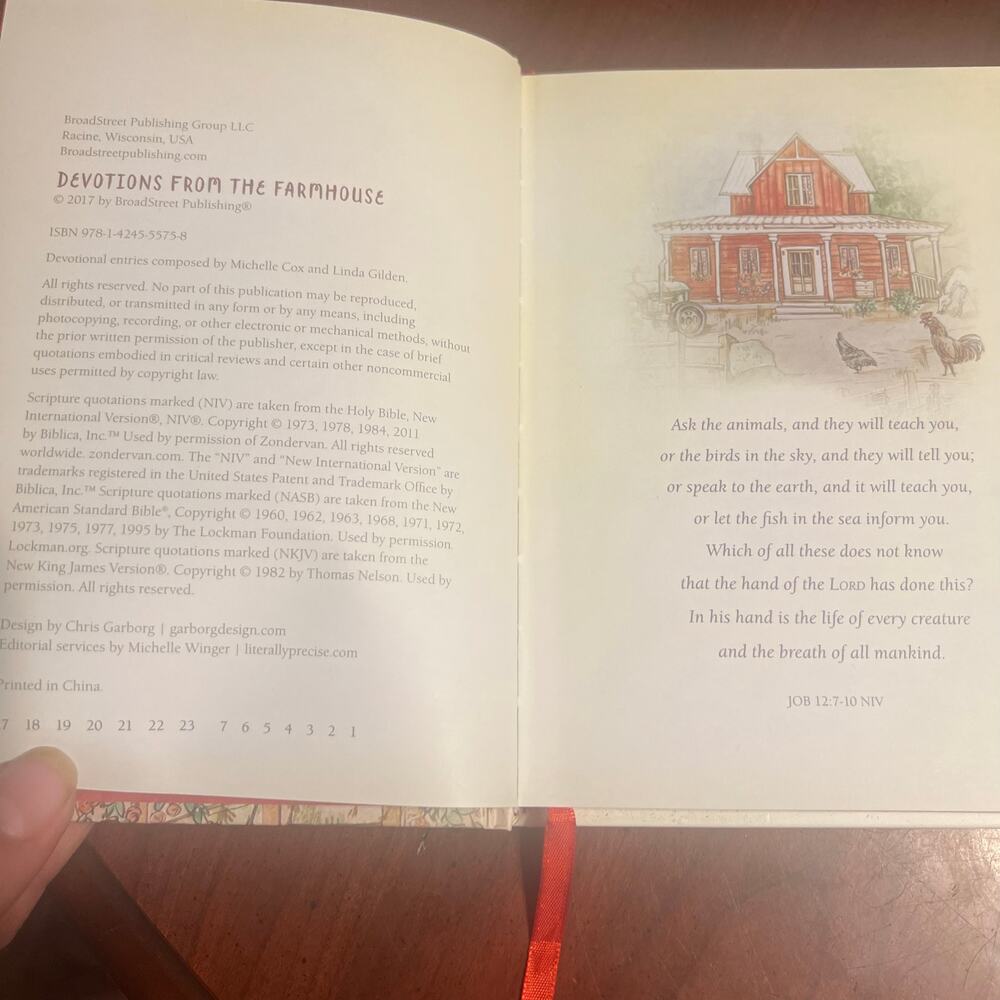 Devotions From The Farmhouse 60-Day Devotional Michelle Cox & Linda Gilden - Picture 4 of 5